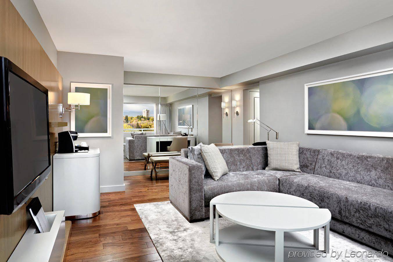 The James Hotel Саскатун Экстерьер фото